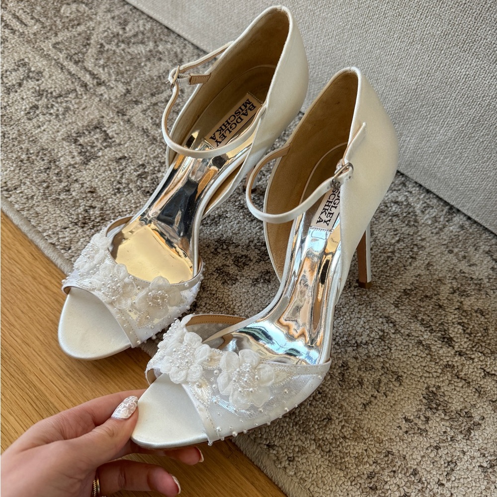 Badgley Mischka Carter Heeled Sandal size 10